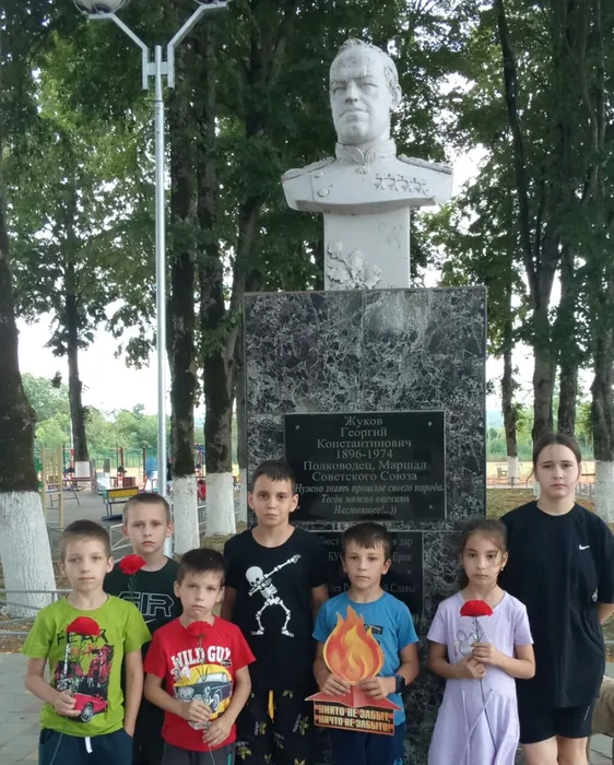 Б1